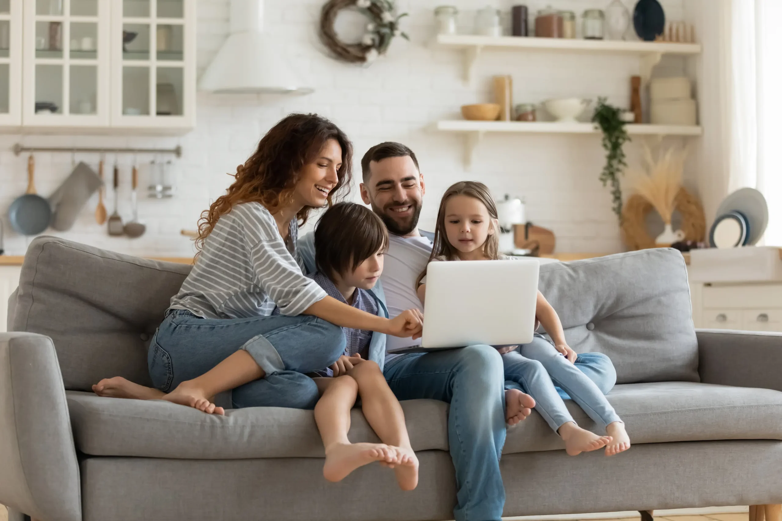 Uniontax-Europaweite-Kindergeldbeantragung-scaled.webp